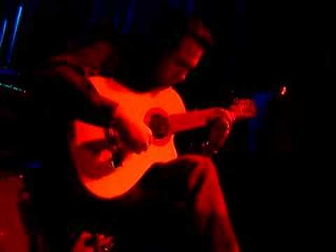 Jerry Lopez plays Flamenco