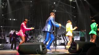 Charlie Wilson (GAP Band) - Party Train @ United Center Chicago 02/24/2017