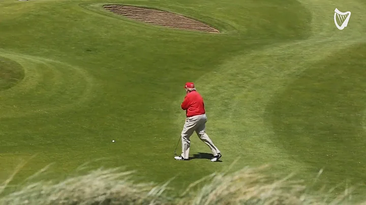 Trump struggles to get golf ball uphill at Doonbeg golf course - DayDayNews