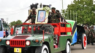 #LIVE - DAR ES SALAAM: MSAFARA KUUPELEKA MWILI WA HAYATI BENJAMIN MKAPA UWANJA WA UHURU