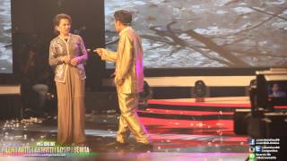 Persembahan AC Mizal & Luna Maya Dalam Anugerah Lawak Warna
