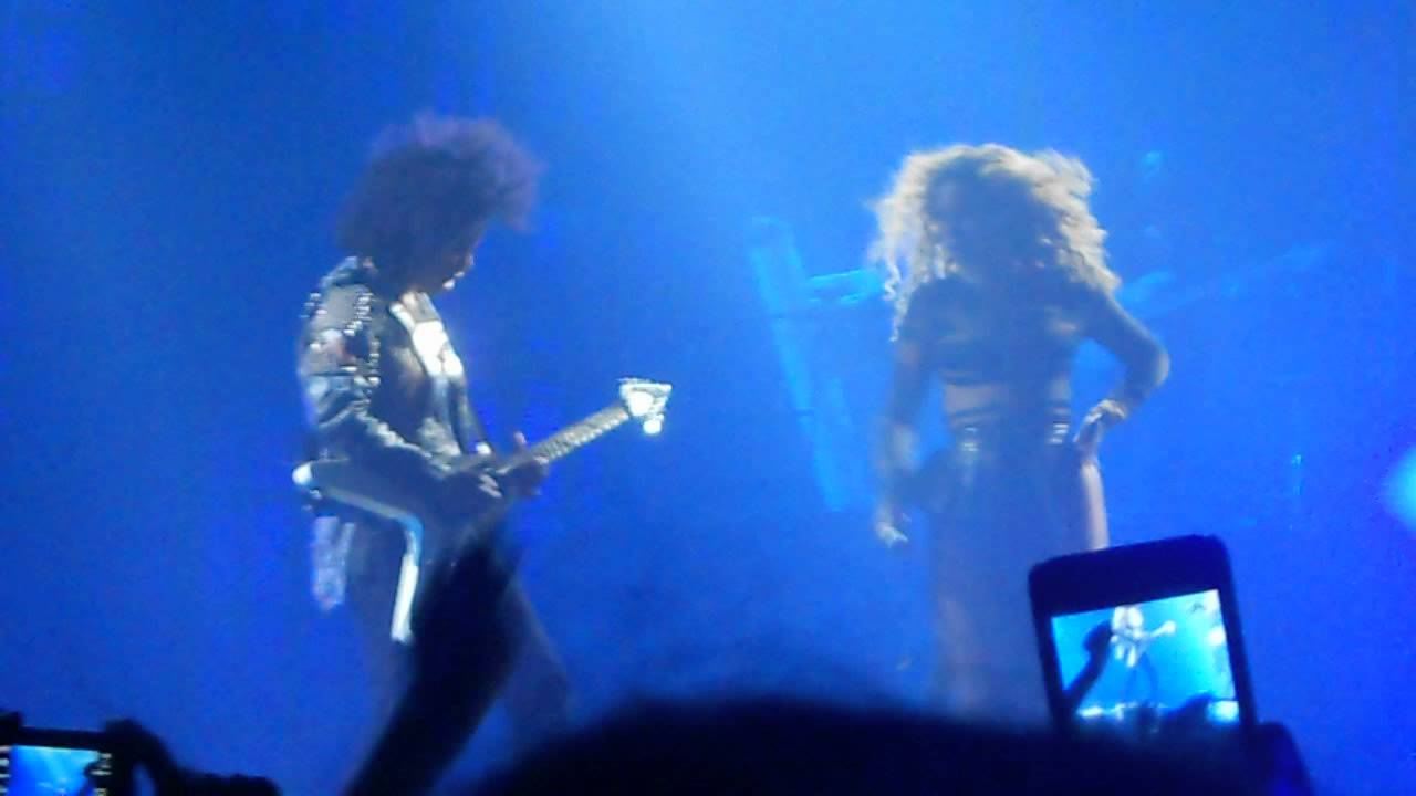 Beyonce - Freakem Dress - Revel Concert Hall - Full HD - May 26, 2012 ...
