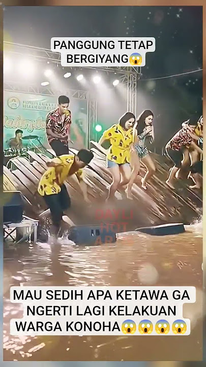 TETEP GOYANG MESKI PANGGUNG BERGOYANG😱#fypシ#fyp#viral#goyang#dangdut#banjir#trending#beritaterkini
