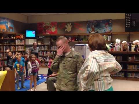 Young Soldier returns early from Afghanistan surprises his mom at work