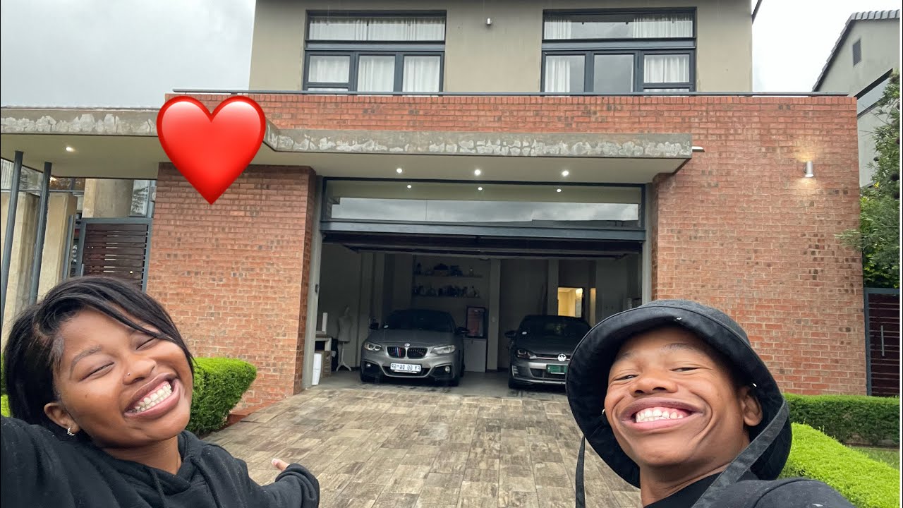 I BROUGHT MY GIRLFRIEND TO MY MANSION!!