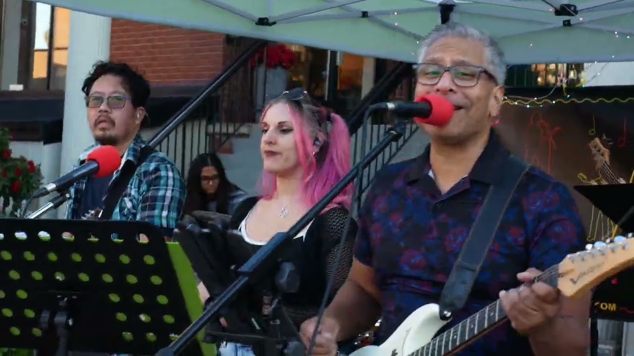 Oakville Town Square - "Just Like Heaven"