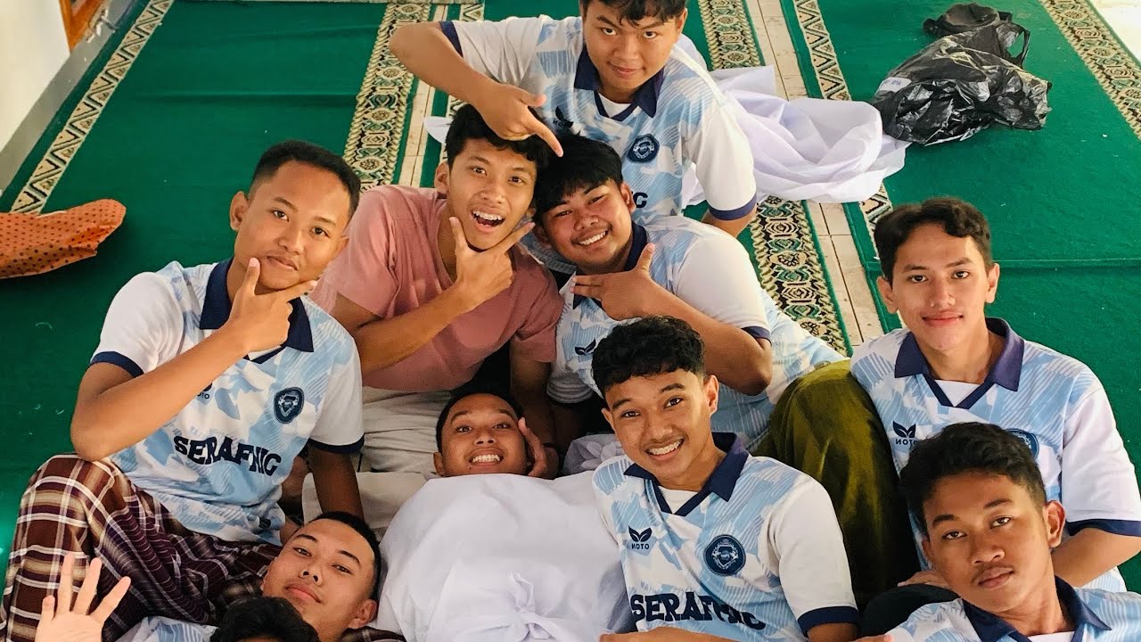 Tugas Praktek Sholat Jenazah Kelompok 1 / XII 2