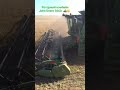 Уборка гороха комбайном John Deere S660 с одновременной разгрузкой в бункер-перегрузчик.