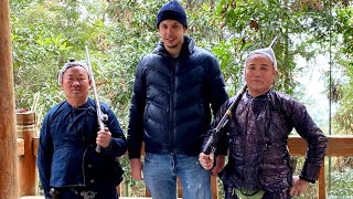 Minorías En China Los Miao, La Tribu Comunista De Las Montañas Chinas.