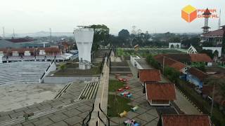 View dari Drone Taman Alun-alun Cianjur dan Mesjid Agung by Pakar Digital 355 views 4 years ago 1 minute, 13 seconds