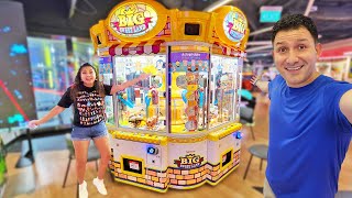 Trying to Win Prizes from Big Sweet Land!