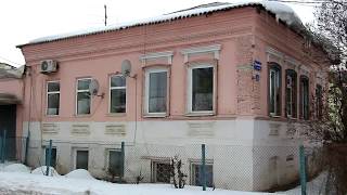 Безымянные старинные дома в начале улицы Рыбаковской | Оренбург