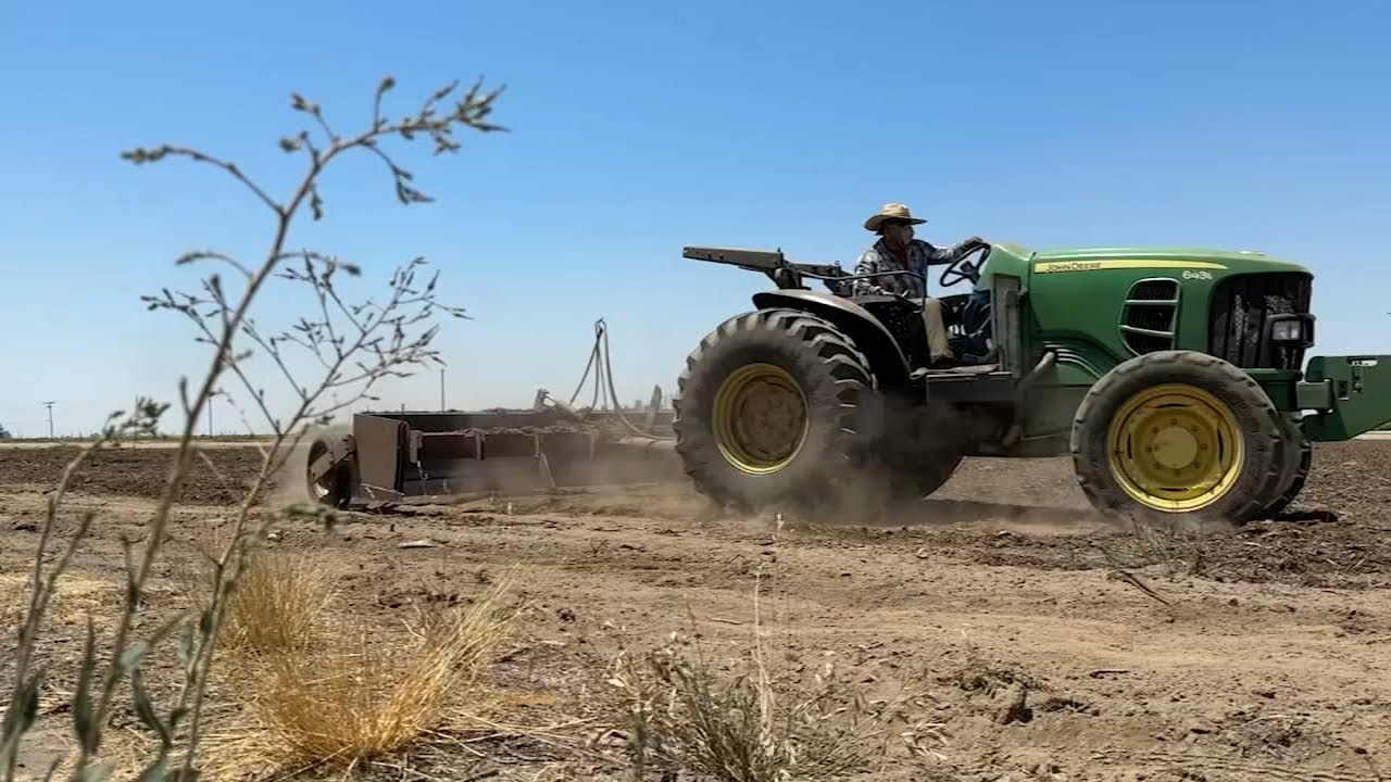 Keeping ag workers safe in triple digit heat in the Valley - YouTube