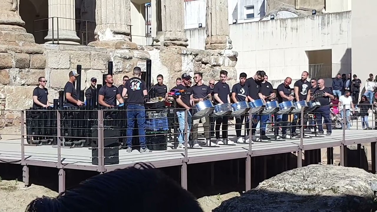 Los Pirulfos. Tamborada 2022