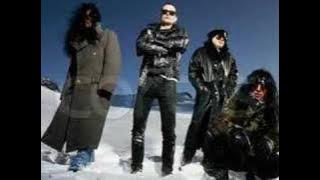 Mötley Crüe - Driftaway