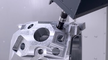 HELLER CP 6000 | 5-axis machining of a microscope housing