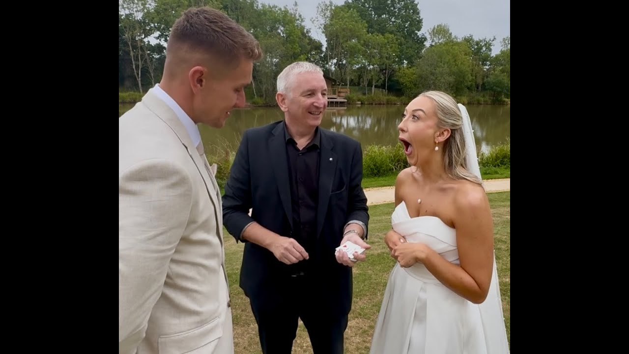 West Midlands Wedding Magician Owen Strickland at Elmbridge Farm
