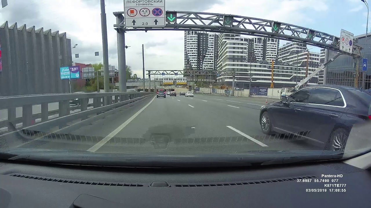 Car Loses Wheel in Traffic ViralHog YouTube