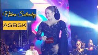 Aku Sayang Banget Sama Kamu ASBSK | Niken Salindry | Live kota Salatiga ft Campursari Mayangkara