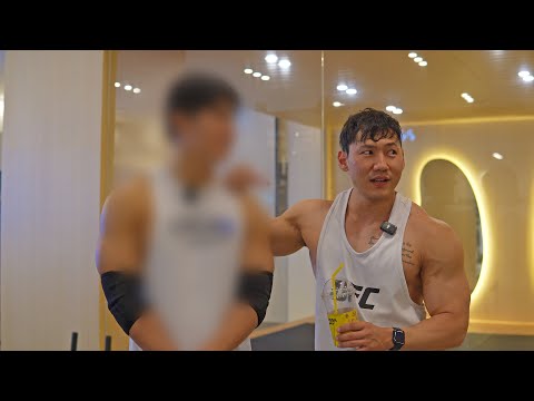 저 때렸던 애가 운동 같이하자고 찾아왔네요 하...[탑세트 어깨운동 및 토크 ]