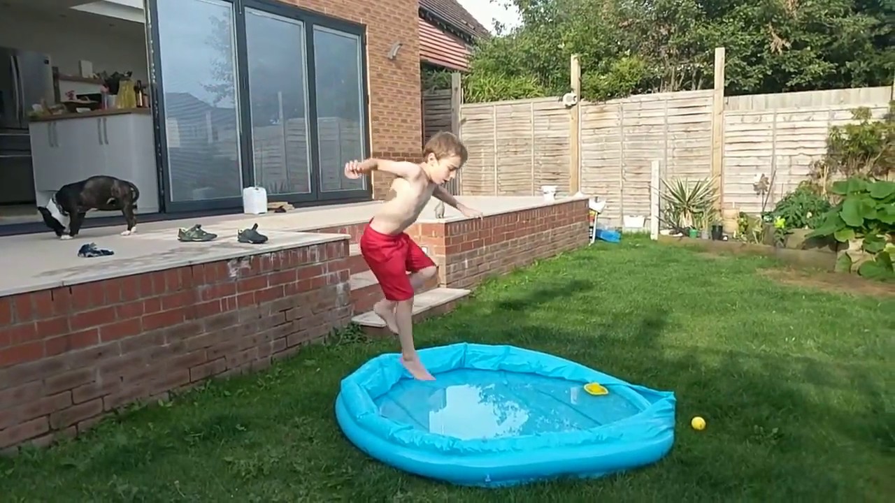 cord free hedge trimmer