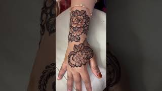 My student work / Floral mehndi design #hennaleaves #floralhenna screenshot 2