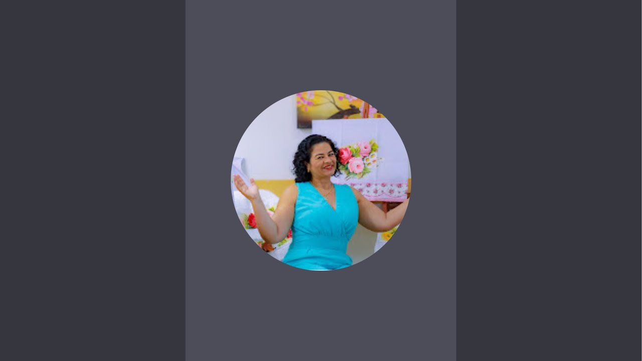 Olá,sou Nozeli Kamim e te ensino pintura em tecido.