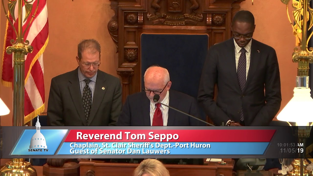 Sen. Lauwers welcomes Rev. Seppo to the Michigan Senate