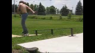 TreFlip Ledge + down rail sesh