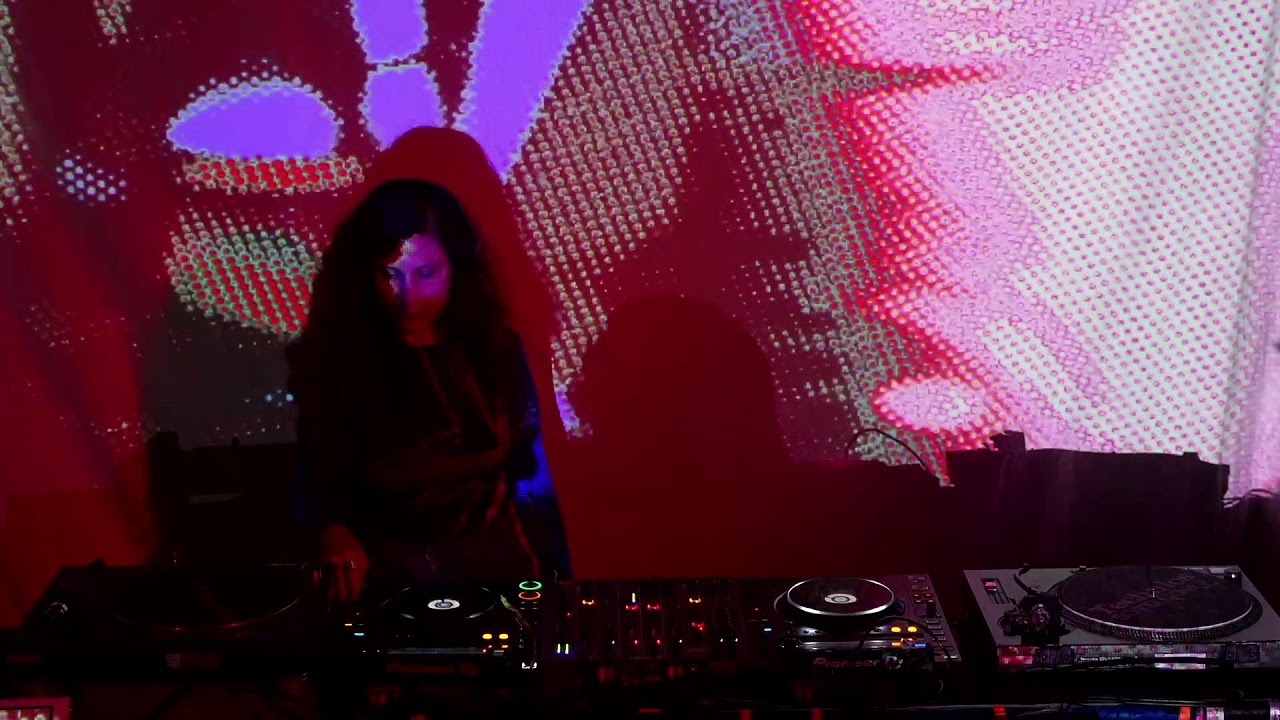 Goia Amo (BUTEKA) - Pocket Radio 17th October