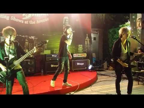 明日 - Venue (27-06-2015)
