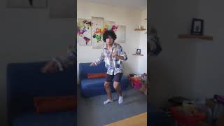 Dance improvisation on Stan forebee - Apple Juice