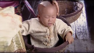 Kung Fu Movie!Family slain,surviving baby trains for years,Become  best the world and be unrivaled