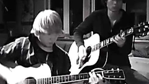 Wonderwall cover - Shane Connon & Travis Macleod