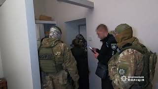 В Одесі поліцейські викрили жінку, яка втягувала уразливу категорію дівчат у заняття проституцією