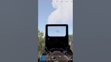 HE JUMPED OUT 😂 Он выпрыгнул #rust #rustshorts #rustpvp #rustgame #rustclips #fps #fpsc #rustraid