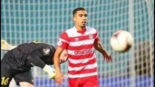 في مباراة فاز فيها الافريقي بثلاثية امام المتلويهذا ماحصل بين حمدي العبيدي والمنذر الكبير