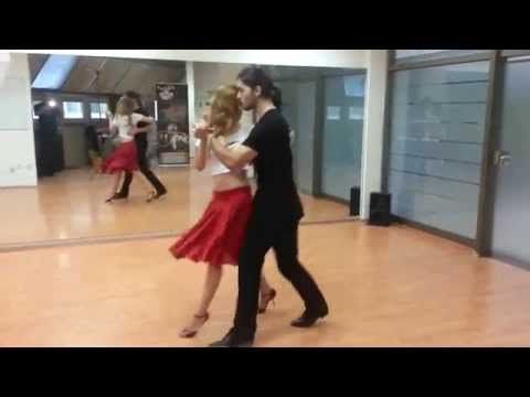 Video: Učiti Plesati Argentinski Tango