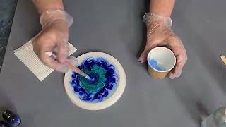 видео: #2305 Невероятно нежные лепестки в этом великолепном 3D-цветке из смолы картинка: #2305 Невероятно нежные лепестки в этом великолепном 3D-цветке из смолы
