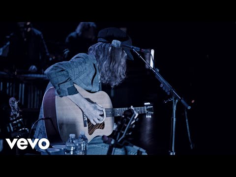 Cage The Elephant - Rubber Ball (Unpeeled) (Live Video)
