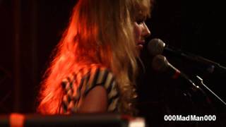 Oh Land - Lean - Full Paris Live Concert HD at La Flèche d'Or, Paris (18 May 2011)