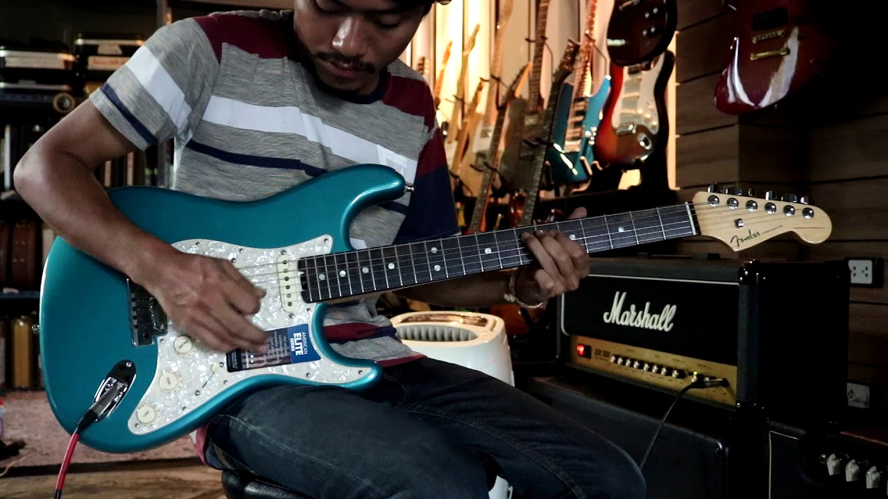 Review Fender American elite ocean turquoise 2017 Ebonyboard