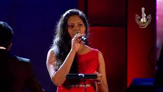 Video thumbnail of "Me Awanhale - Neela Wickramasinghe (Cover by Linali Darsha)"