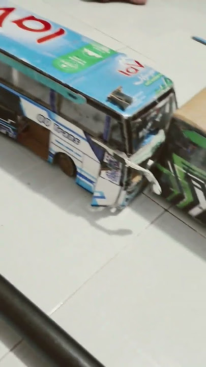 bus qq trans winspector and nabla kecelakaan bus qq trans winspector