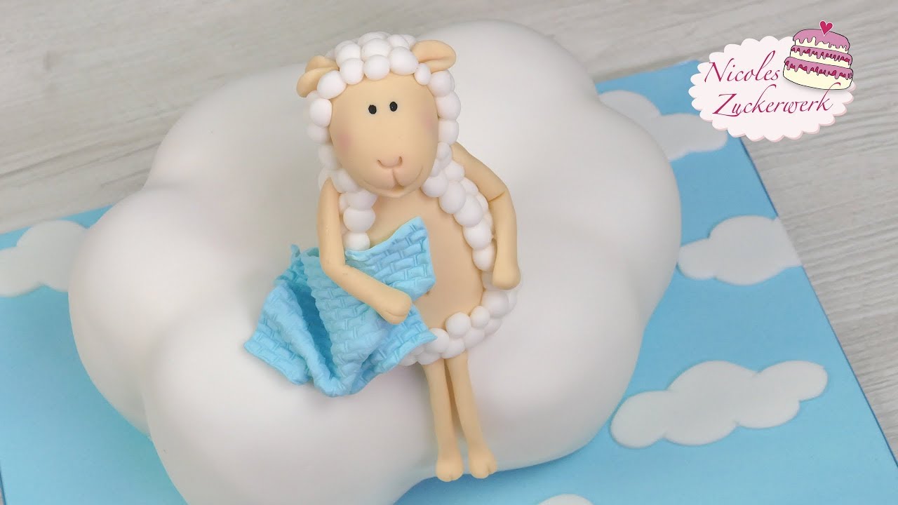 Wolken Torte mit süßem Schäfchen I Motivtorte von Nicoles Zuckerwerk