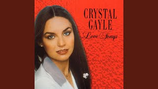 Video thumbnail of "Crystal Gayle - Talking In Your Sleep"