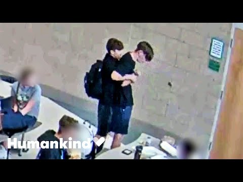 Teen's reaction to friend choking is unbelievable | Humankind