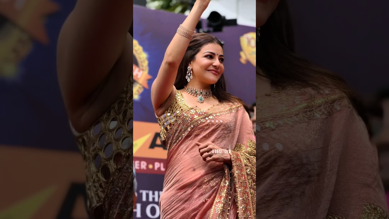 Actress Kajal taking selfie with  fans  in open stage ❤️❤️ 