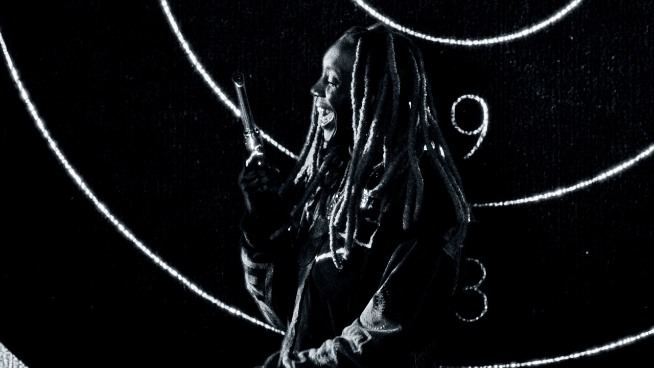 Shayne - BULLETPROOF (Clip Officiel) adlı videoyu YouTube'da izle Shayne - BULLETPROOF (Clip Officiel) adlı videoyu YouTube'da izle