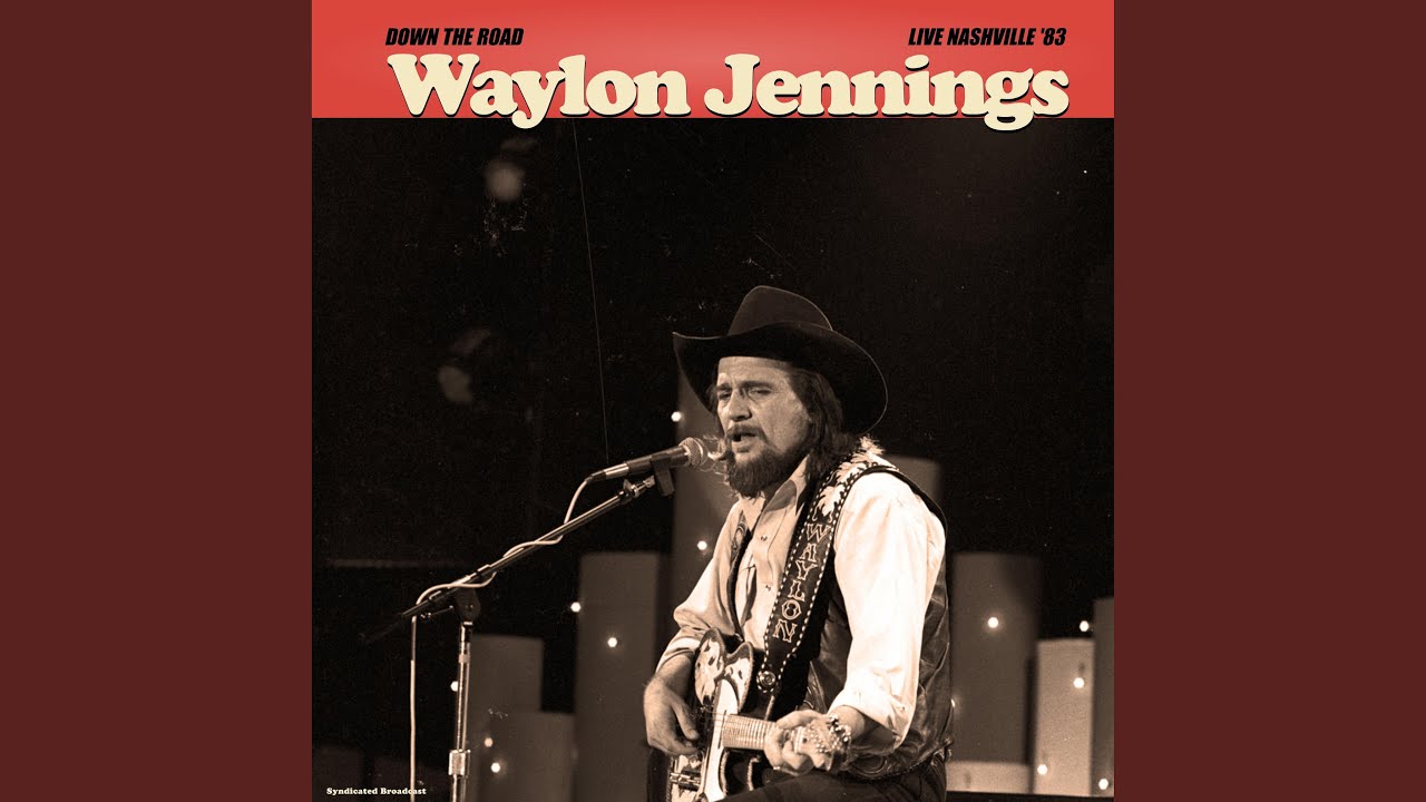 Only Daddy That'll Walk The Line (Live 1983) - YouTube